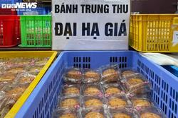 Chợ mạng chạy đua xả bánh Trung Thu giá siêu rẻ