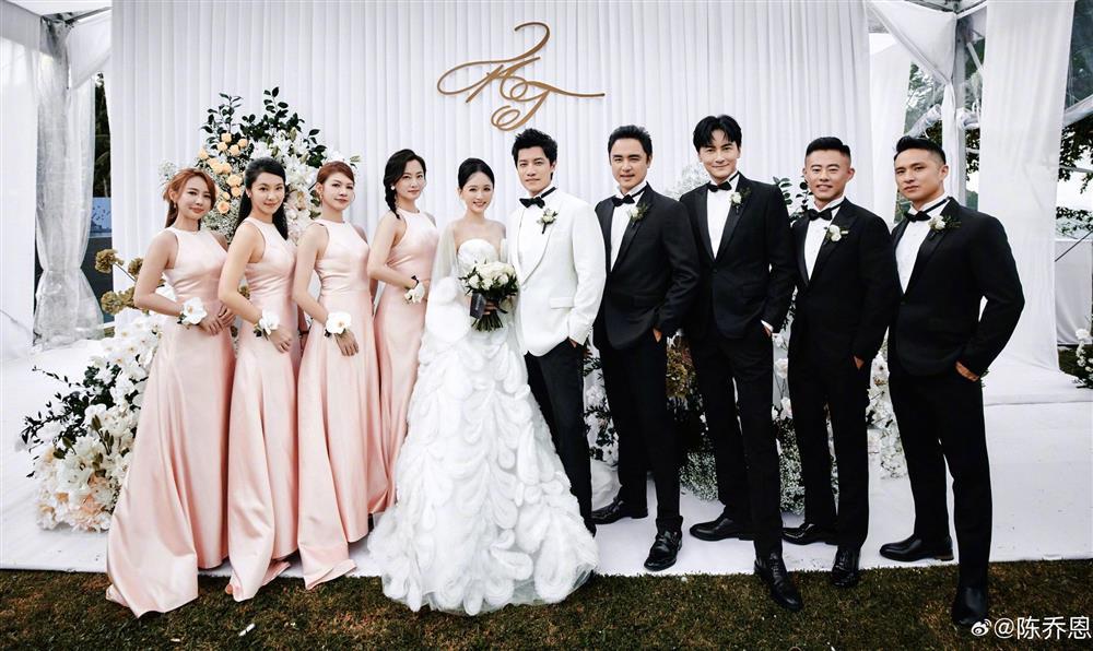 Trần Kiều Ân rạng ngời trong lễ cưới-4