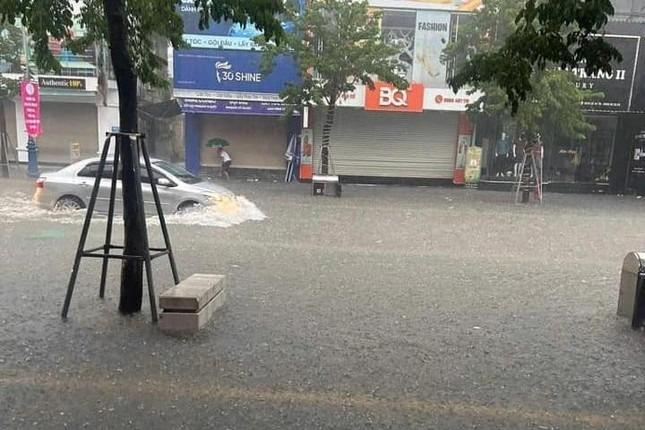 Vụ sập cầu Phong Châu: Tìm thấy thi thể thứ 4, là lái xe đầu kéo-2