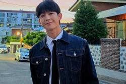 Gia thế khủng của mỹ nam Jung Hae In phim 'Love Next Door'