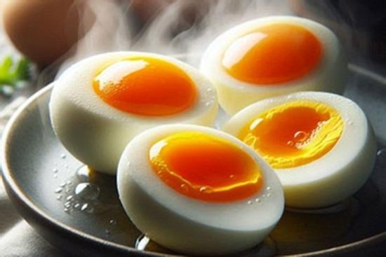 Tiến sĩ trẻ ăn 24 quả trứng mỗi ngày để chứng minh một điều