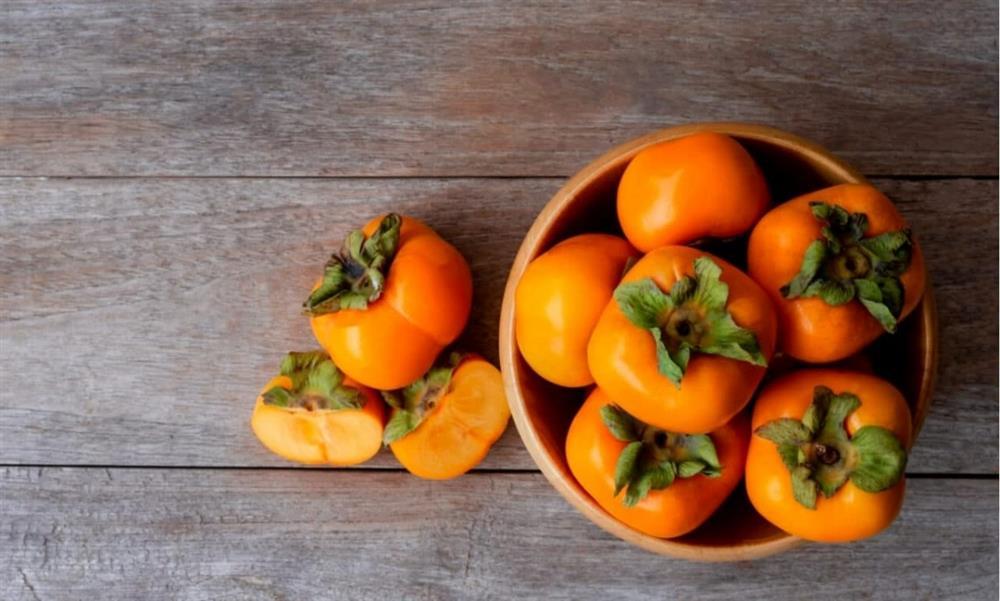 Hồng vào mùa ngon ngọt khó cưỡng, chớ dại ăn nếu chưa biết những đại kỵ này-1