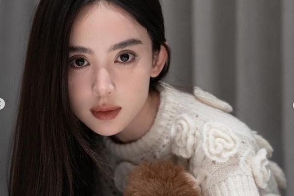 Phim điện ảnh của Cổ Lực Na Trát ế vé thua lỗ nặng, chết dí với danh xứng bình hoa di động của Cbiz?-6