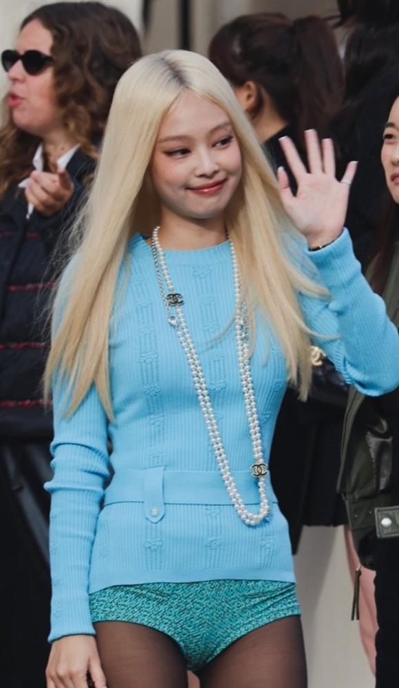 Jennie (BlackPink) gây sốt-2