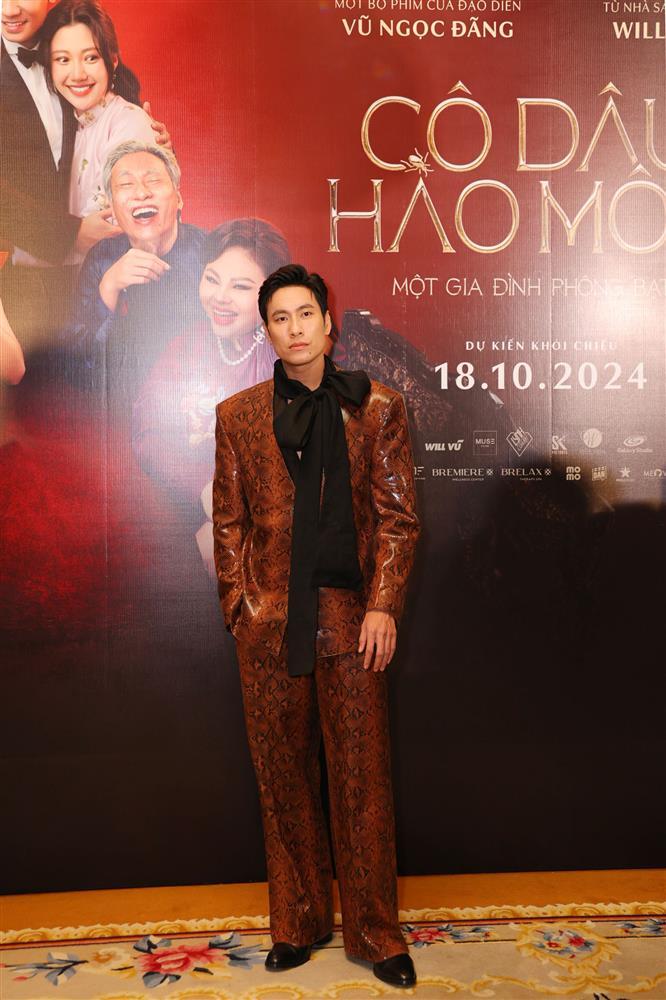 Làm cô dâu hào môn, em gái Trấn Thành được đeo vàng nặng trĩu cổ-8