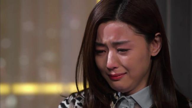 Tức giận đi đánh ghen cùng con dâu, mẹ chồng vừa nhìn thấy mặt bồ của con trai thì bỏ về-1