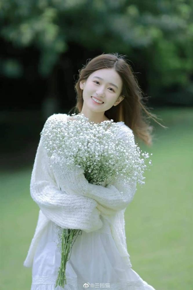 Trúng số độc đắc sau 16h30 chiều nay (3/10/2024), 3 tuổi chính thức hết khổ, gặp dữ hóa lành, hứng mưa lộc trời-1