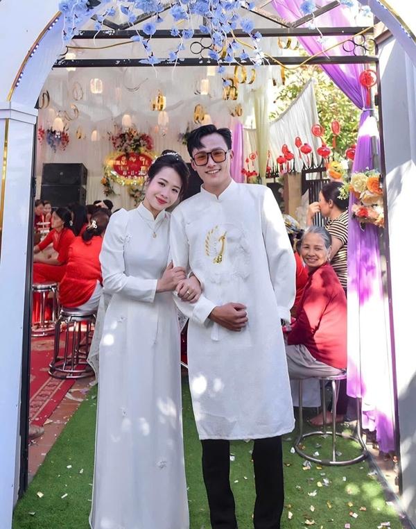 Lấy vợ cùng xã hơn 6 tuổi, ông bố một con hài hước kể chuyện xưng hô-1