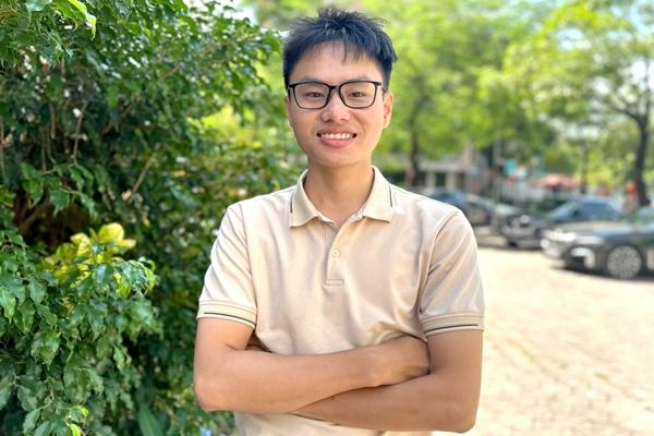 Chàng shipper thắng thạc sĩ trường top, thành giáo viên không cần bằng đại học-3