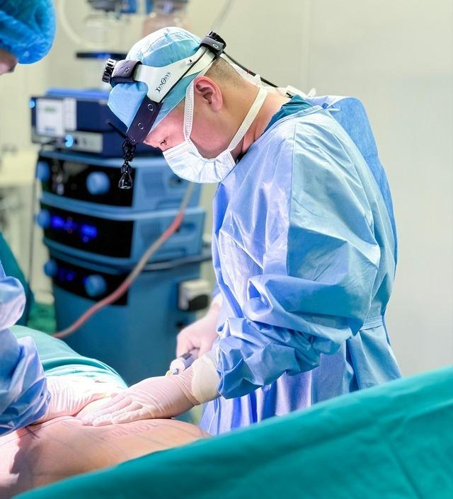 Hút mỡ làm đẹp có biến chứng gì?-1