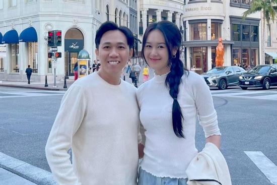 Diễn viên Anh Đức hạnh phúc hưởng trăng mật bên vợ ‘xinh như hoa hậu’ ở Mỹ
