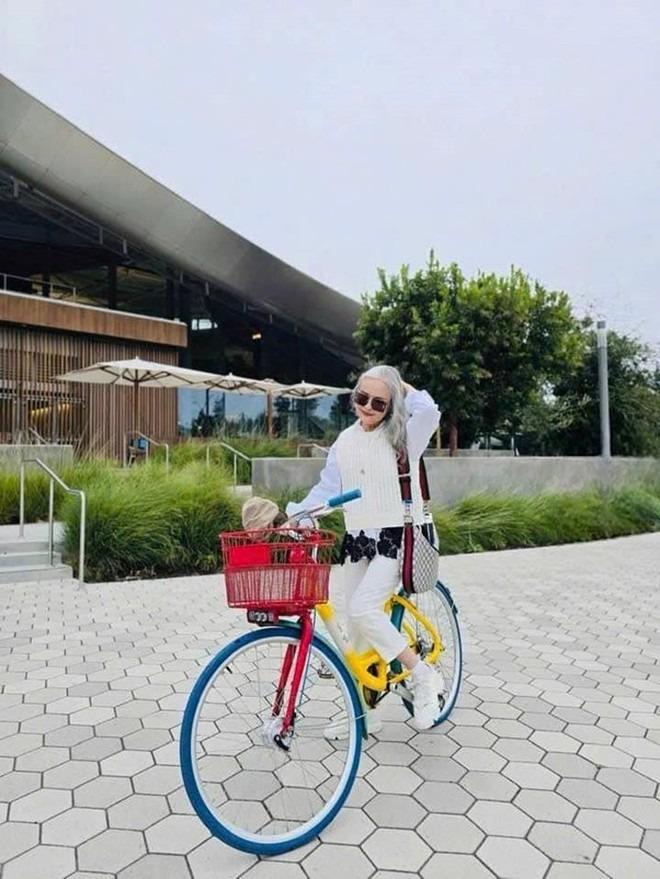 Mỹ nhân màn ảnh Việt: 13 năm chống chọi với bệnh tật, U70 cuộc sống vạn người mơ-11