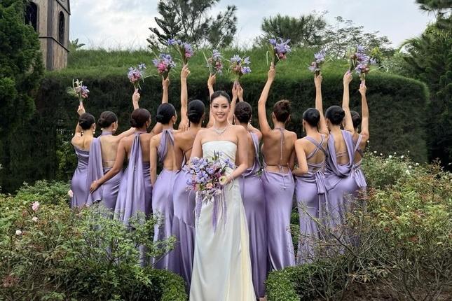 10 phù dâu trong lễ cưới Hoa hậu Khánh Vân-11