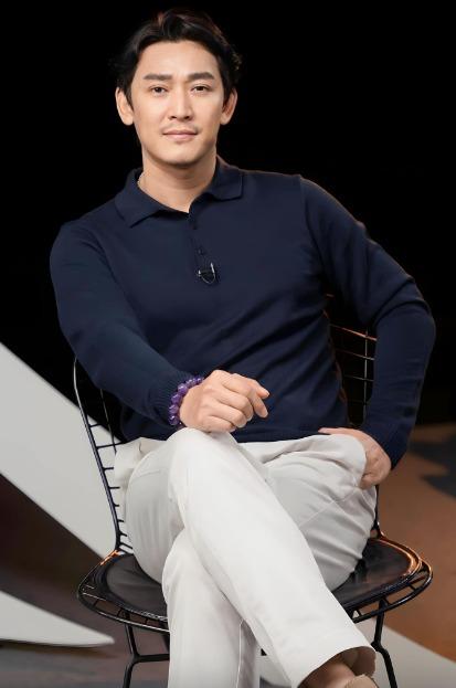 Nam thần màn ảnh Việt Hứa Vĩ Văn trải qua 3 cuộc tình, hé lộ lý do không lập gia đình ở tuổi U50-2