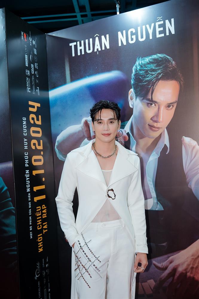 Huỳnh Anh Tuấn vẫn phong độ khi đóng vai ông trùm ở tuổi U60-3