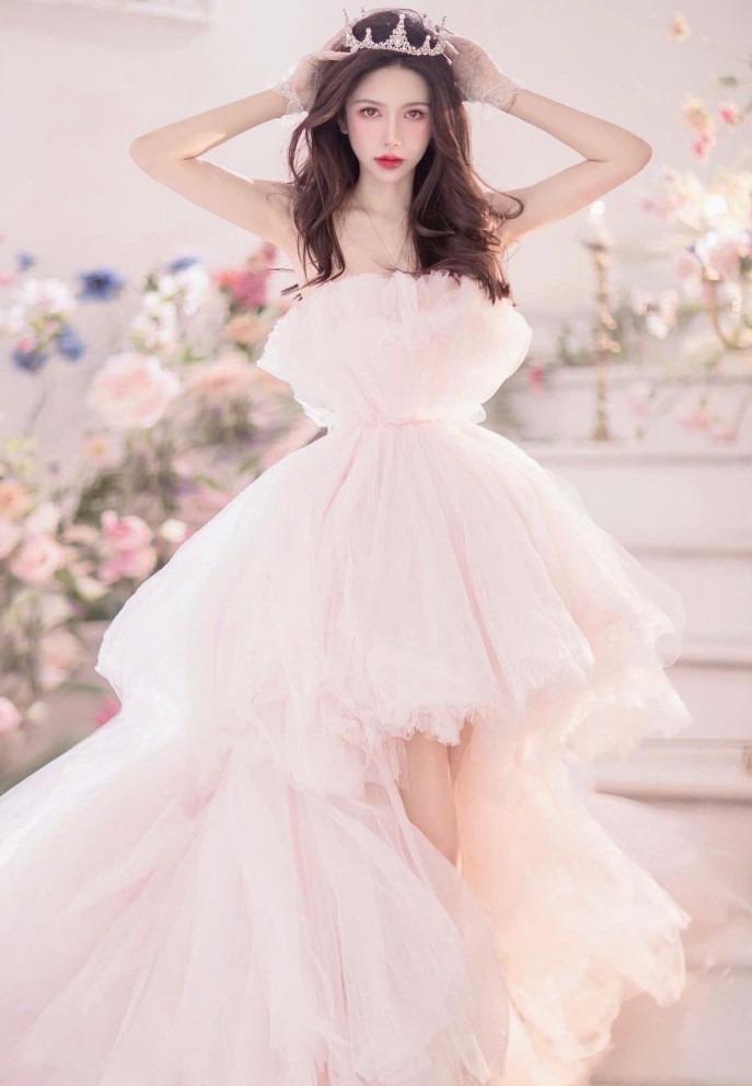 Phan Sương Sương: Tung ảnh nóng với bạn trai, sự nghiệp hết thời-8