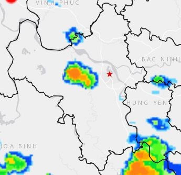 Cảnh báo mưa lớn, giông lốc chiều nay tại Hà Nội-1