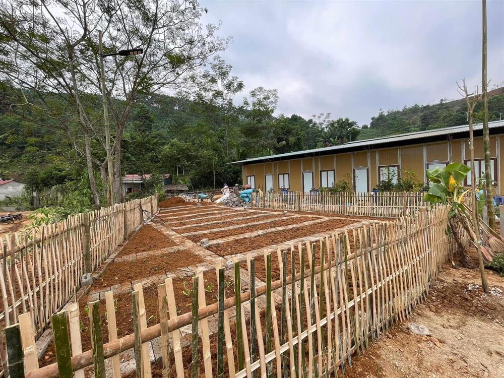 Sự hồi sinh của Làng Nủ: Những đóa hoa dần nở rộ từ mảnh đất từng bị vùi lấp bởi cơn lũ kinh hoàng-1