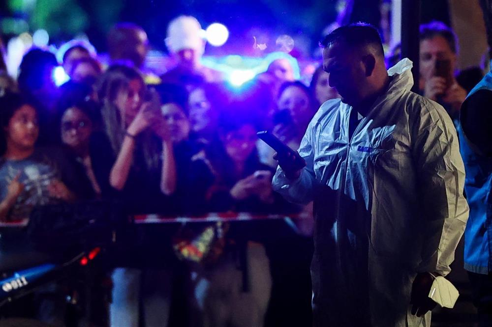 Liam Payne trước khi té lầu tử vong ở tuổi 31: Nhiều biểu hiện bất thường, xót xa hình ảnh cuối cùng-2