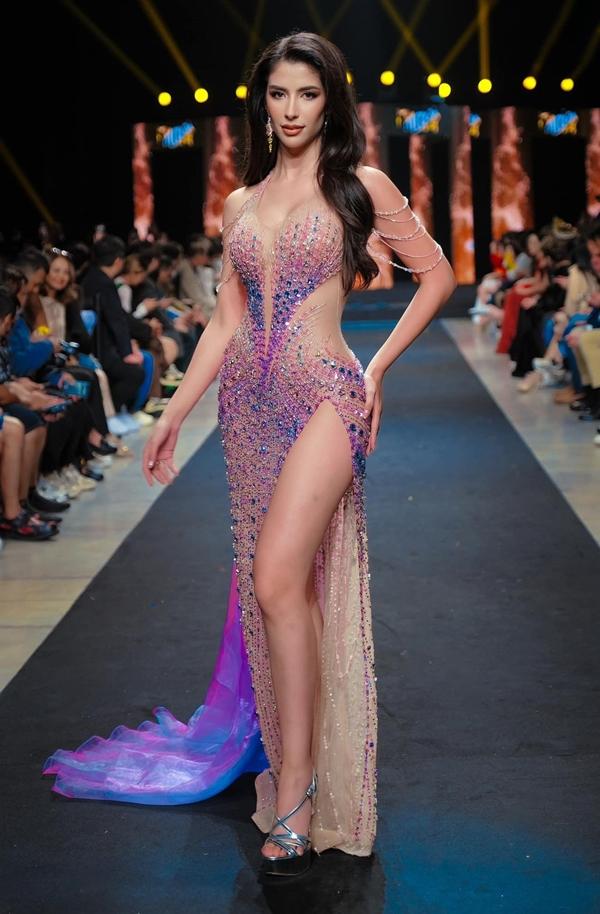 Hoa hậu sexy, hàng hiệu tiền tỷ nổi bật nhất Miss Grand International-14