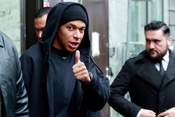 Mbappe và Lamine Yamal: Kẻ hộp đêm, người bị vắt sức-1