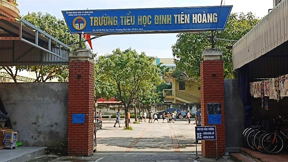 Kỷ luật cô giáo xúc phạm học sinh-1