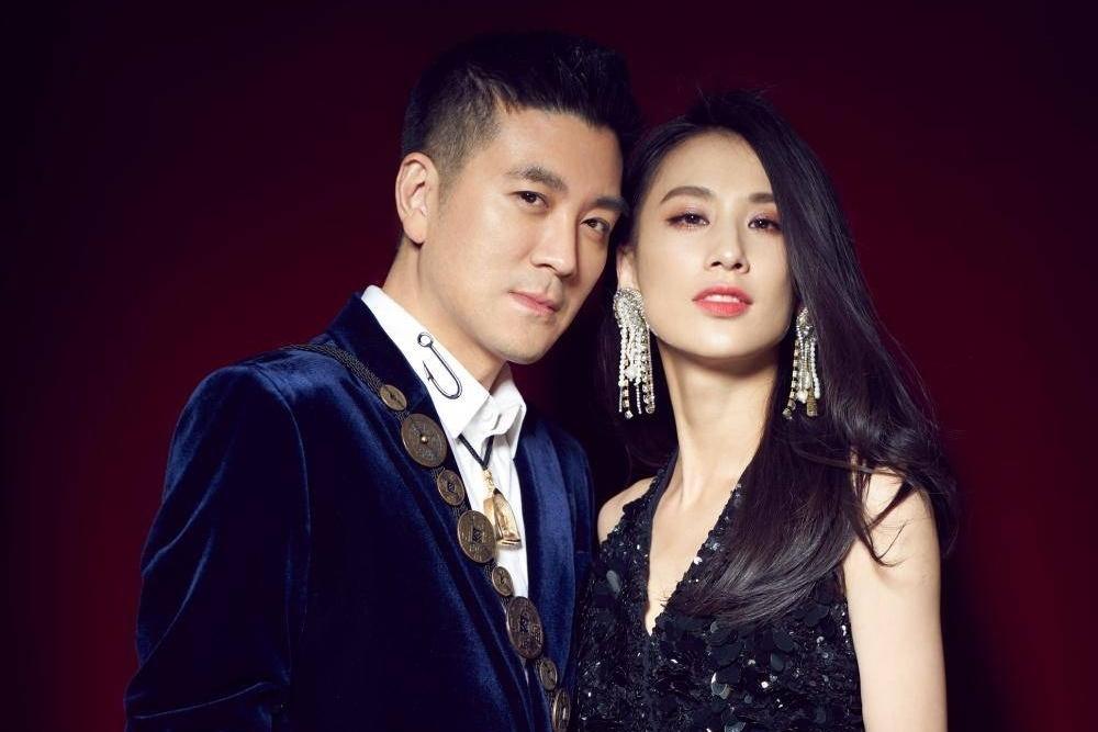 Lộ gia thế không tầm thường của nữ diễn viên hạng A quỳ gối rửa chân cho chồng đại gia-10