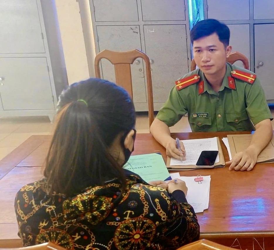 Xử phạt 2 người phụ nữ bịa đặt chuyện giáo viên quan hệ bất chính-1