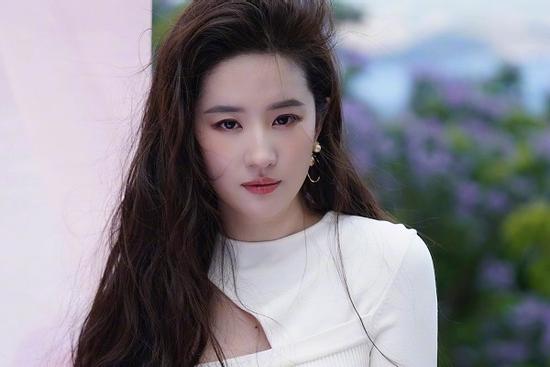 Nửa đầu tháng 11 dương lịch, 3 con giáp Phi mã Tài Lộc, vận số đảo chiều, vạn sự khởi phát