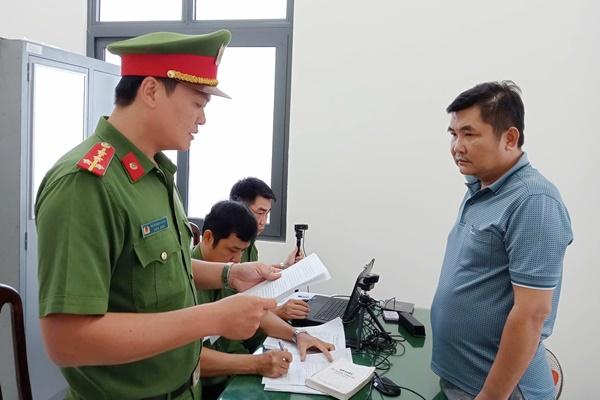 Khám xét khẩn cấp 9 địa điểm của đường dây đánh bạc liên tỉnh-2