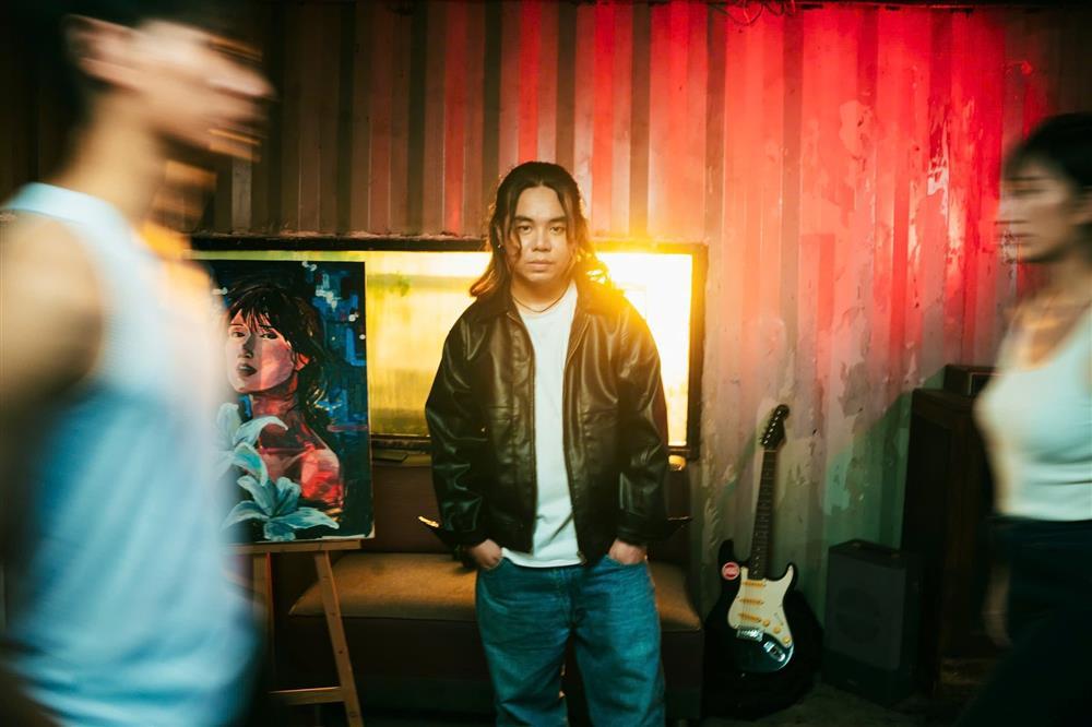 Biến cố ập đến thần đồng âm nhạc Bé Châu: Gia đình phá sản, chị ruột và bà qua đời-1