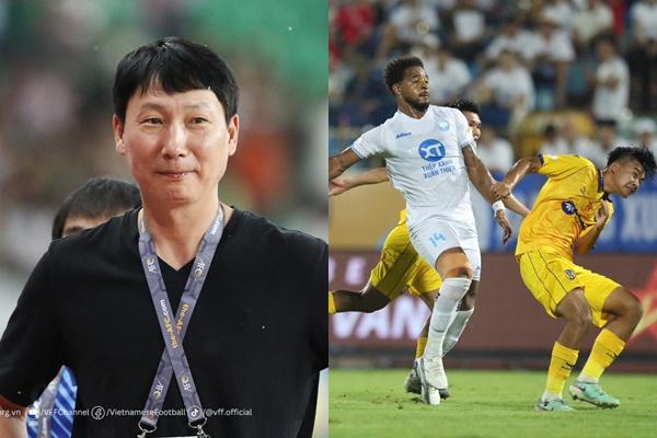 2 cầu thủ Hạng Nhất đánh nhau đối mặt án phạt nặng-2