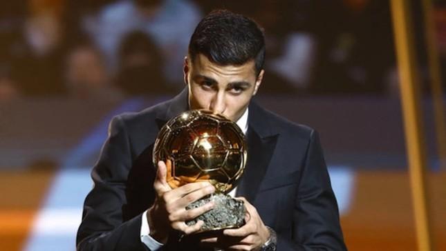 Rodri lập cột mốc lịch sử với Quả bóng vàng 2024-1