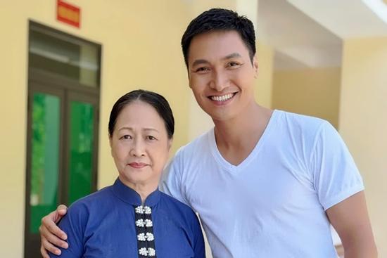 Diễn viên Mạnh Trường khác lạ không nhận ra