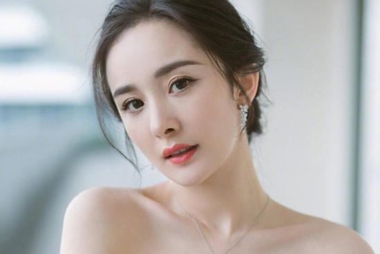 Đúng 18h ngày 30/10/2024, 3 con giáp chính thức hết khổ, mọi điều suôn sẻ