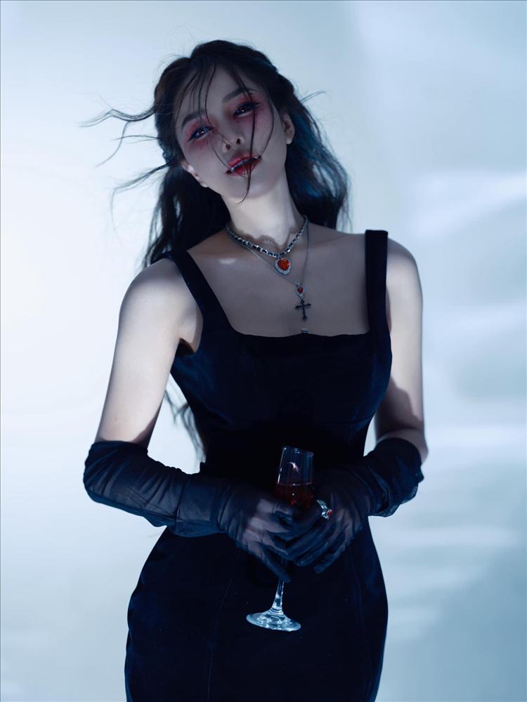 Hot girl Trâm Anh lạ lẫm khi hóa ma cà rồng-2