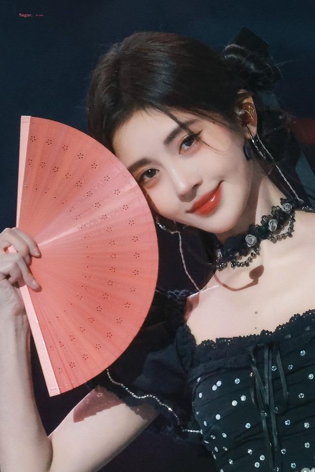 Mỹ nhân 4.000 năm bị kiện-3