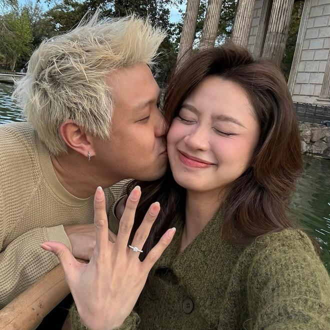 Hàn Hằng lộ vòng 2 to bất thường sau khi được Huyme cầu hôn-2