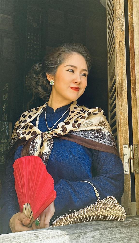 Nữ diễn viên xinh đẹp đánh cược với số phận để hạnh phúc bên chàng trai kém 7 tuổi-16