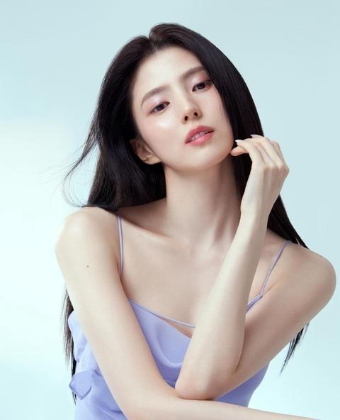 Han So Hee bị vạch mặt dối trá chỉ vì chi tiết về vợ chồng Hyun Bin - Son Ye Jin?-3