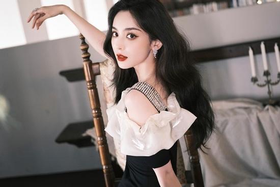 Đúng 18h hôm nay, ngày 3/11/2024, 3 con giáp tiền bạc chất cao như núi, sự nghiệp phất lên chạm đỉnh