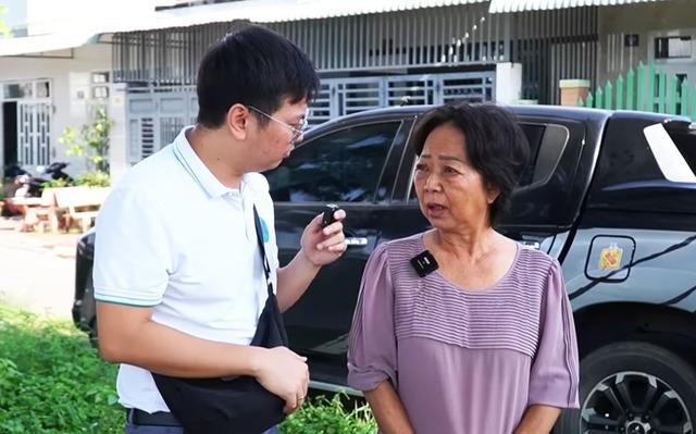 Vợ chồng ở Sóc Trăng tóc đen sinh con tóc đỏ, 4 cháu ngoại lần lượt chào đời với màu tóc bất ngờ-1