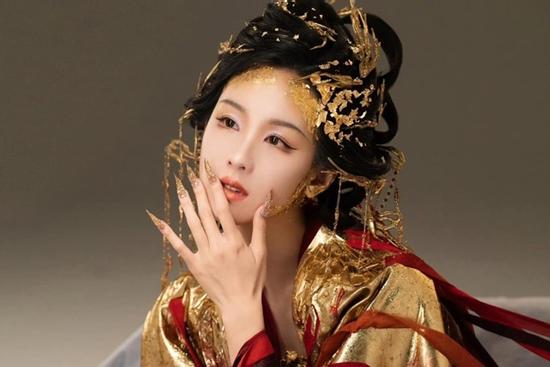 Trần Đô Linh 'gây náo loạn' MXH vì đẹp điên đảo, lên hình 5 phút mà thu hút bất ngờ