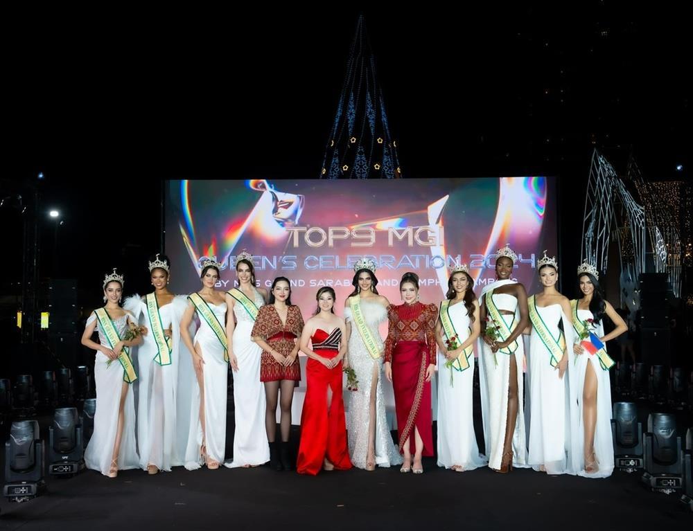 Hoa hậu, á hậu Hòa bình diễn áo tắm phong cách Victoria’s Secret-1