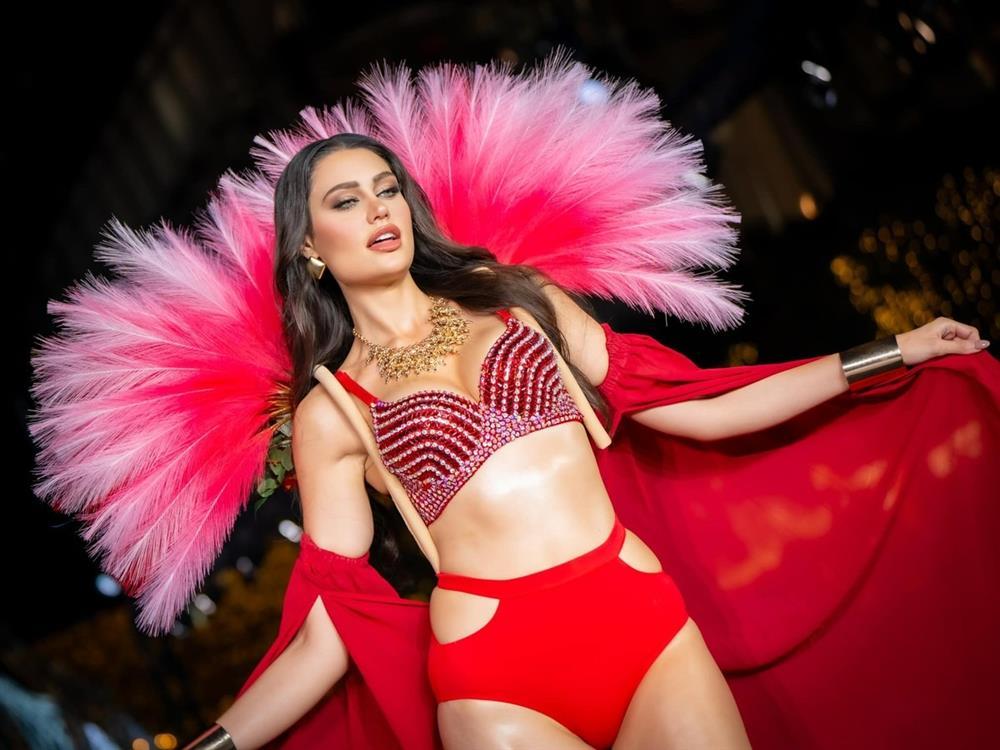 Hoa hậu, á hậu Hòa bình diễn áo tắm phong cách Victoria’s Secret-6