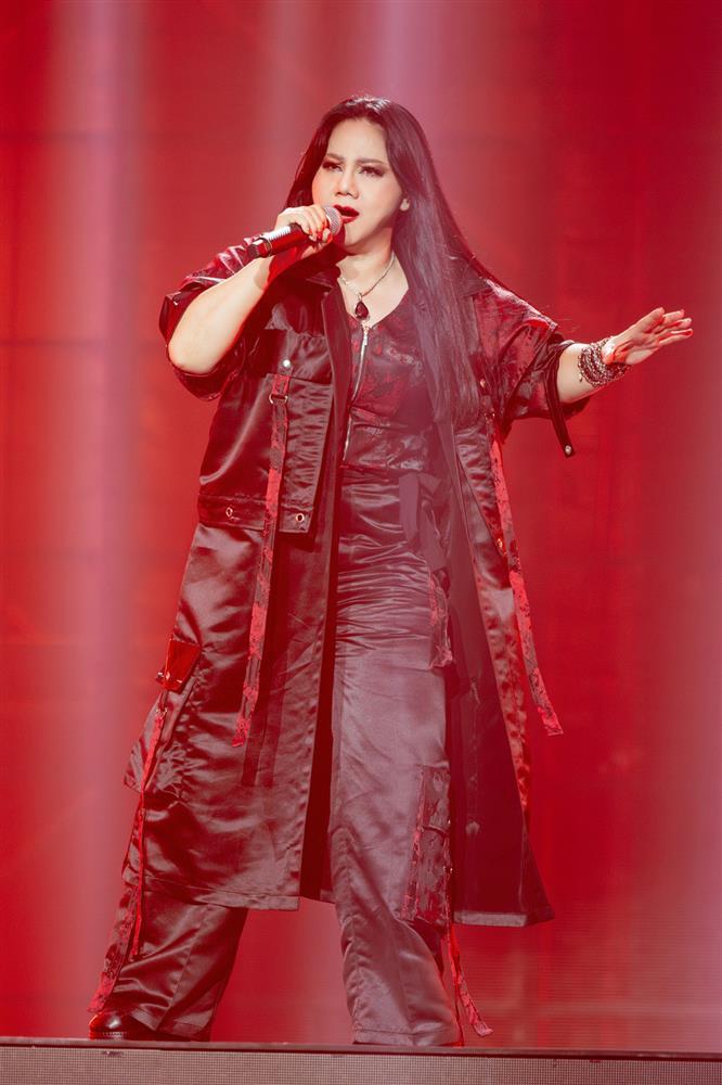 Đời thực mặn mà của chị đẹp cao tuổi nhất Chị đẹp đạp gió-2