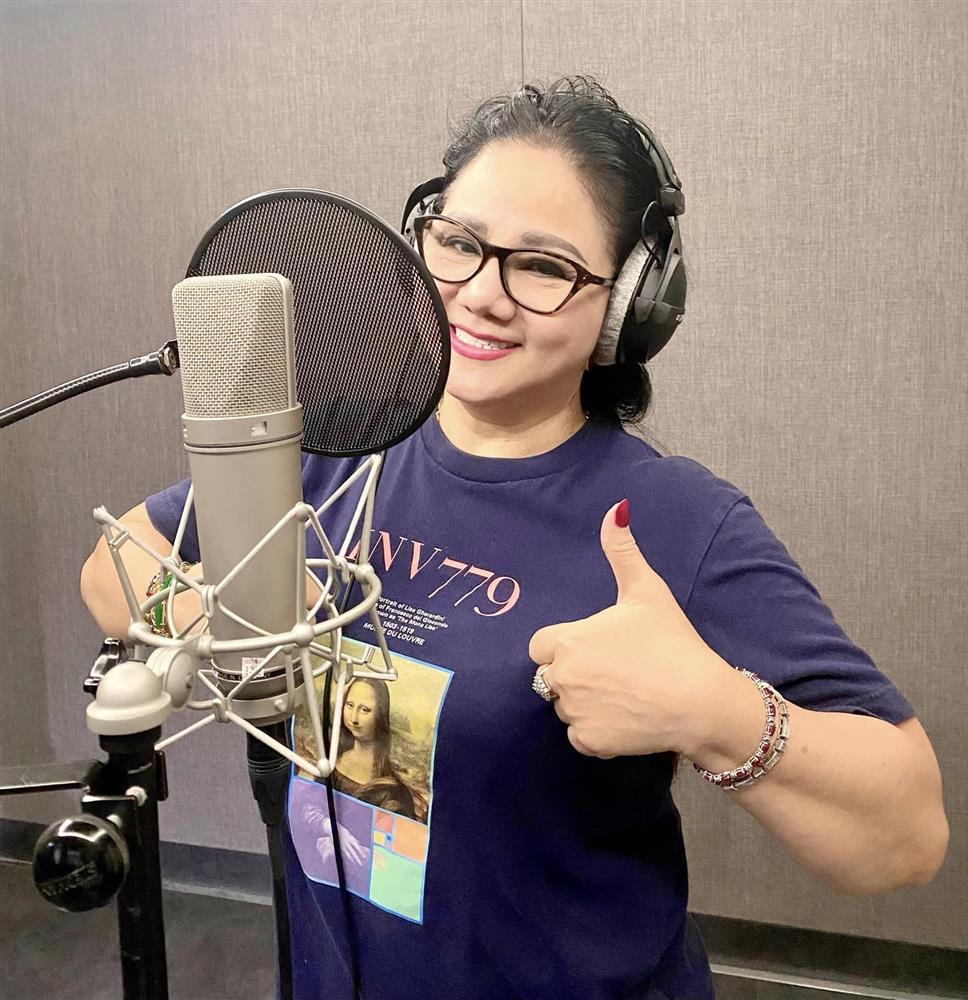 Đời thực mặn mà của chị đẹp cao tuổi nhất Chị đẹp đạp gió-7