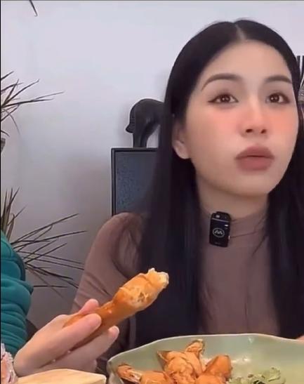 Hằng Du Mục tức tối khi bị Dịch Dương đòi tiền, lý do nghe xong muốn chết trân-1