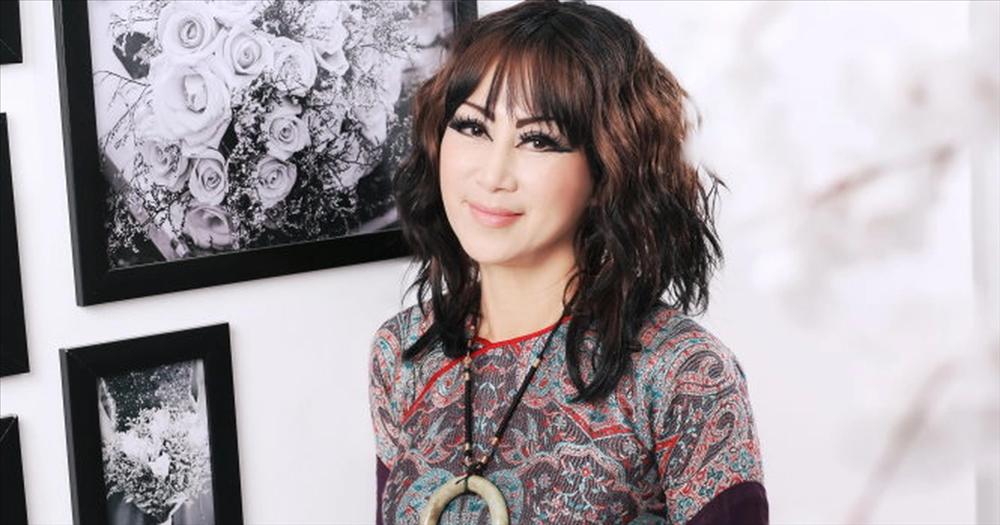 Nữ danh ca Việt hạnh phúc bên chồng 2, nói gì về thông tin dao kéo ở tuổi 74?-1