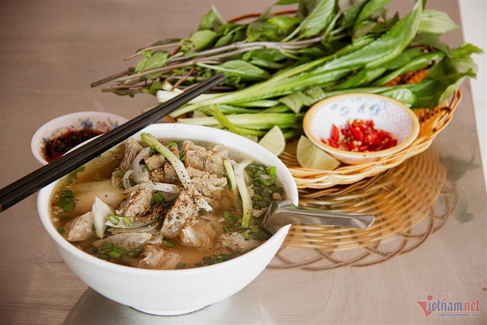 Lạ miệng món phở bò của người Chăm ở An Giang, nước dùng được ninh 15 tiếng-1